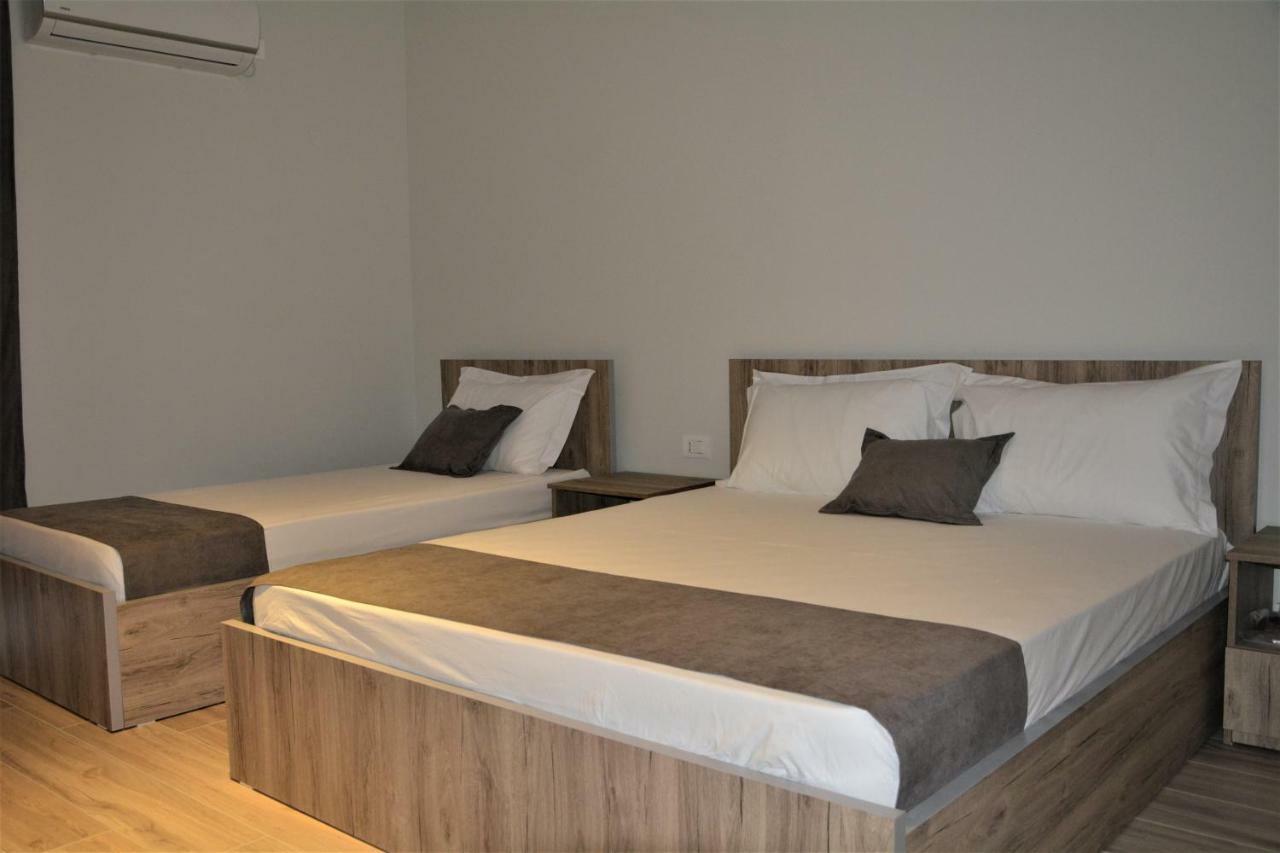 Hotel Vila Nino Berat Eksteriør billede