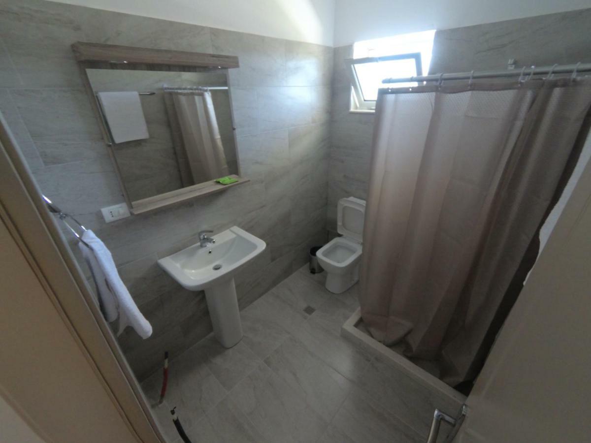 Hotel Vila Nino Berat Eksteriør billede